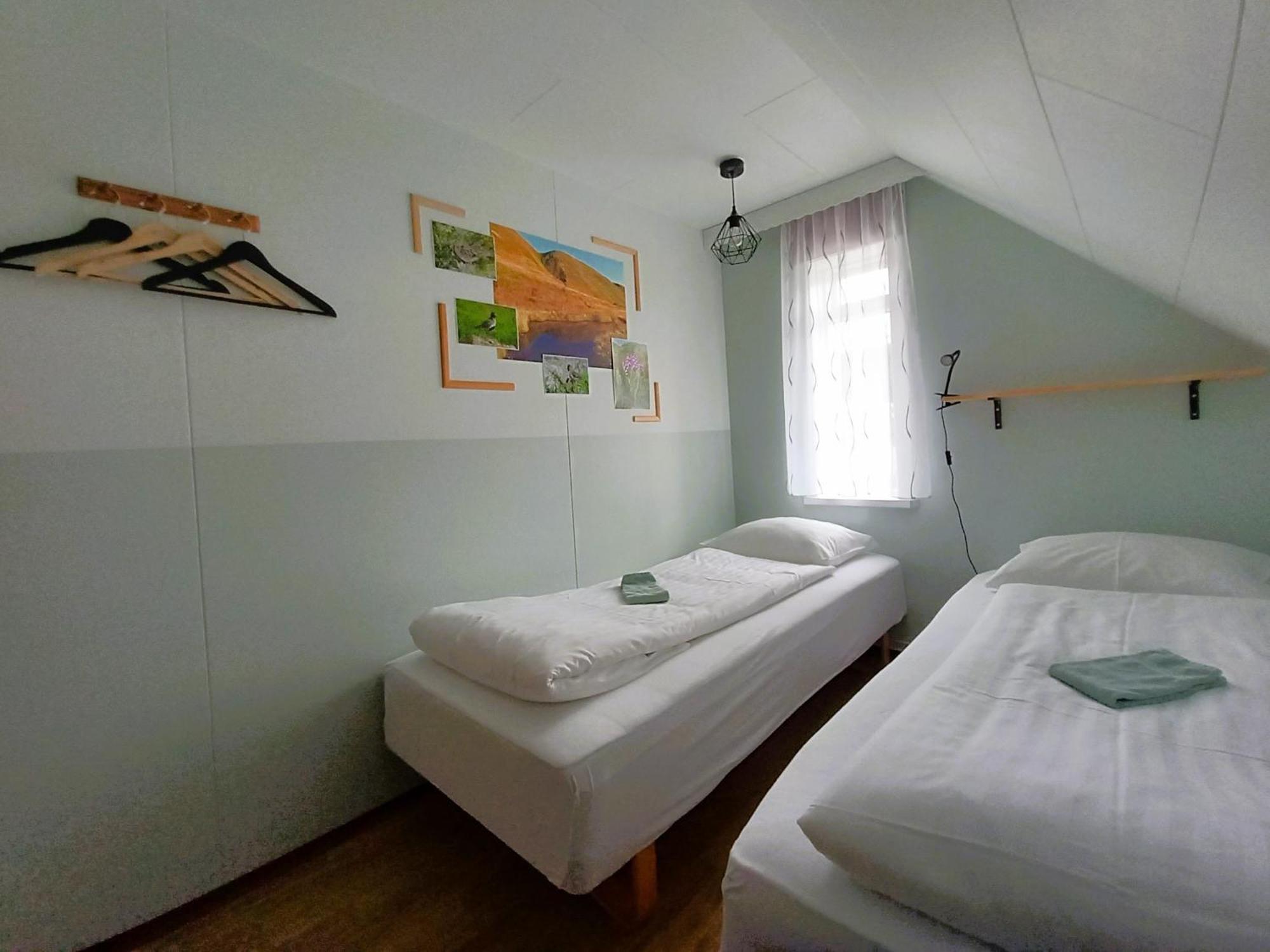 Husavik Green Hostel Esterno foto